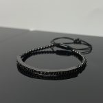 Rozsdamentes acél karkötő - fekete színű