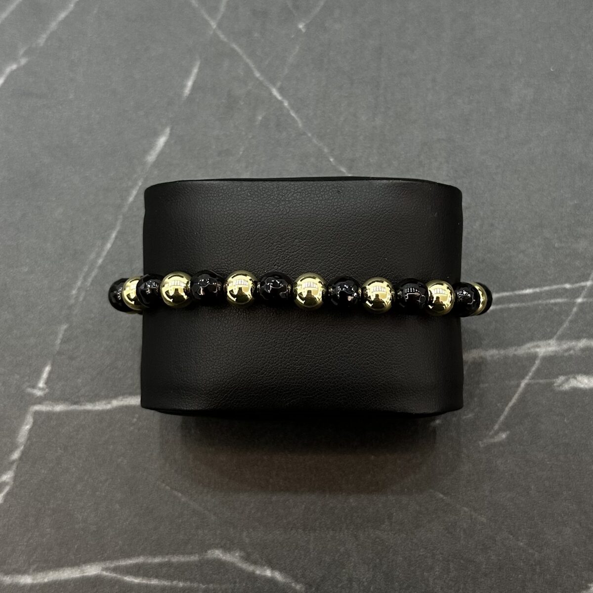 Ónix Black-Goldy karkötő - Image 5
