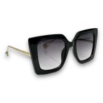 Women Staff - Elizabeth Napszemüveg