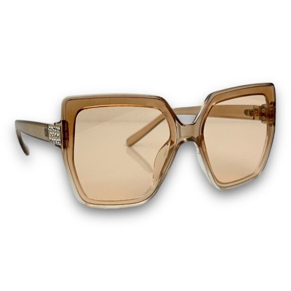 Women Staff - Teresa napszemüveg