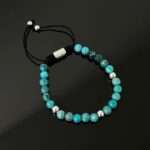 Világoskék karkötő - Ezüst színű díszítéssel